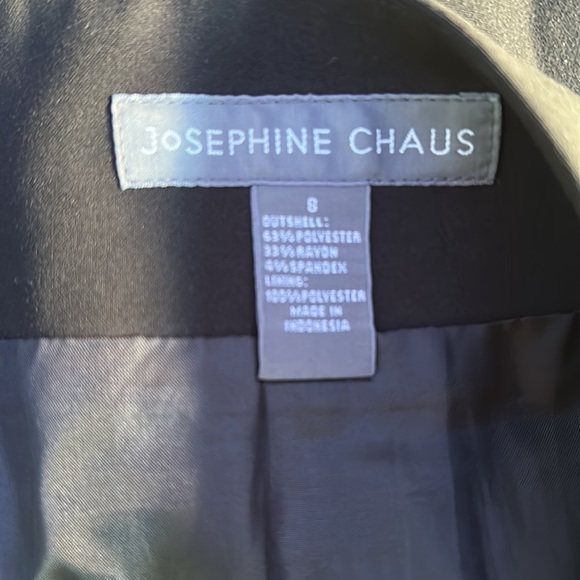 Woman’s Josephine Chaus Black skirt - Picture 4 of 4